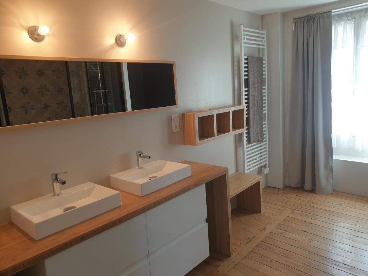 Cosy Face A La Mayenne Laval (Mayenne)