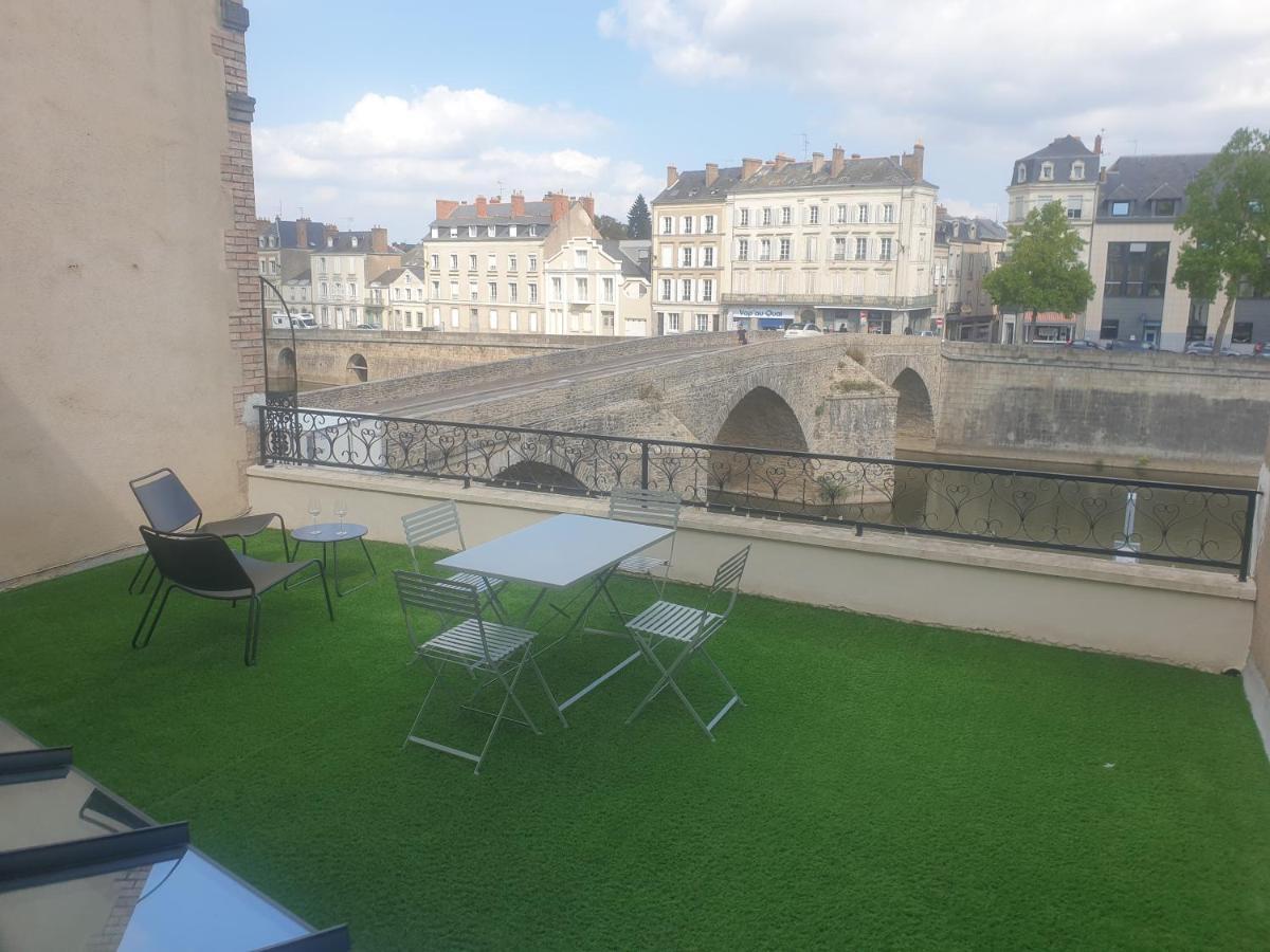 Cosy Face A La Mayenne Apartment *